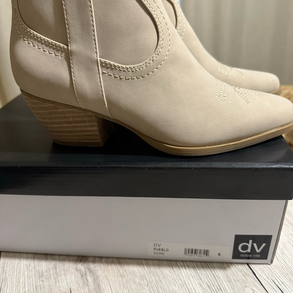 DOLCE VITA Pueblo Short Western Womens Boots Size 6 - Picture 4 of 8